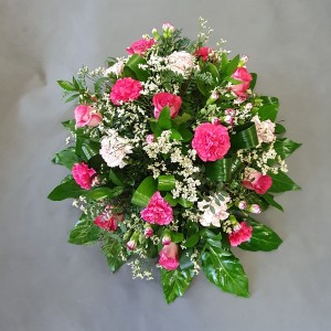 Pogrzebowa wiązanka w tonacji różowej